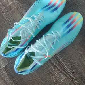 ADIDAS CLEATS FOR SOCCER BRAND NEW SIZE 11